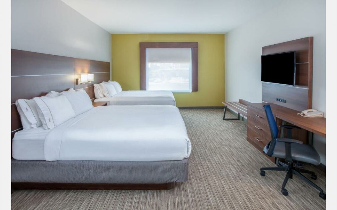 Photos of Holiday Inn Express Hotel and Suites Texarkana. 4545 Cowhorn Creek Road, Texarkana - Texas, TX 75503, United States of America